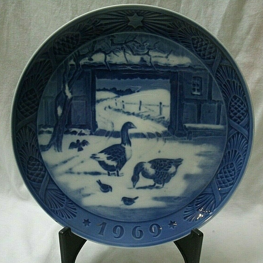 Farm Geese 1969 Royal Copenhagen Collector Plate